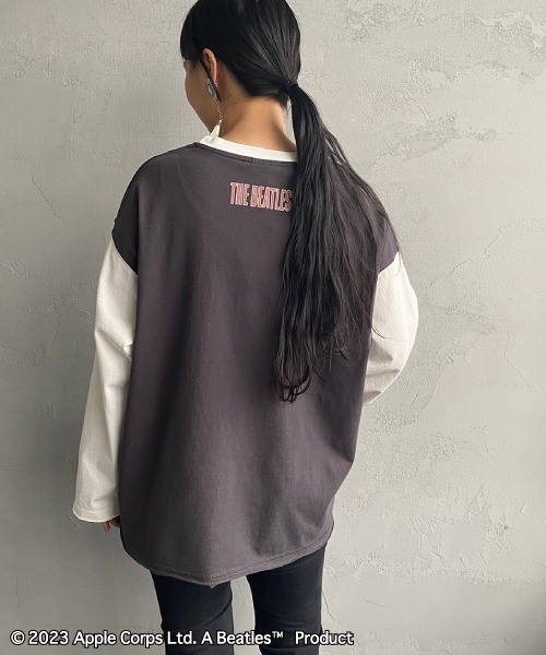 The Beatles（ザビートルズ）の「【WEB限定】[THE BEATLES/ザ ビートルズ] 配色デザイン フォトプリントロンT（Tシャツ/カットソー・レディース・チャコールグレー/ライトグレー・M/L/XL）」の13枚目の写真