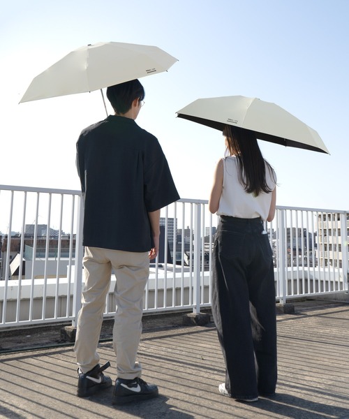 IZA（イーザ）の「IZA【大きめ&コンパクト】 完全遮光100% メンズ 日傘 折りたたみ 晴雨兼用 Wpc. LARGE&COMPACT（折りたたみ傘・メンズ・グレー/ベージュ/オフホワイト/ネイビー/ブラック/ブラウン・FREE）」の11枚目の写真