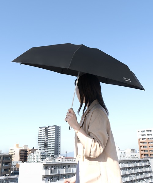 IZA（イーザ）の「IZA【大きめ&コンパクト】 完全遮光100% メンズ 日傘 折りたたみ 晴雨兼用 Wpc. LARGE&COMPACT（折りたたみ傘・メンズ・グレー/ベージュ/オフホワイト/ネイビー/ブラック/ブラウン・FREE）」の13枚目の写真