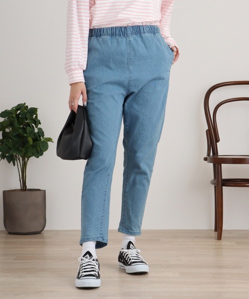 atONE(アットワン)の「atONE 【快適ストレッチ】ウエストゴムルーズテーパードパンツ(その他パンツ・レディース・ベージュ/カーキ/ブラック/ネイビー/ブルー・M/3L/LL/4L/L)」の5枚目の写真