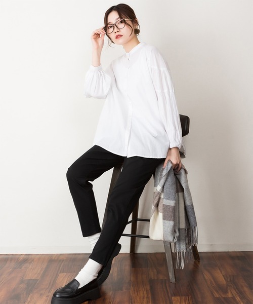 atONE(アットワン)の「atONE 【快適ストレッチ】ウエストゴムルーズテーパードパンツ(その他パンツ・レディース・ベージュ/カーキ/ブラック/ネイビー/ブルー・M/3L/LL/4L/L)」の11枚目の写真