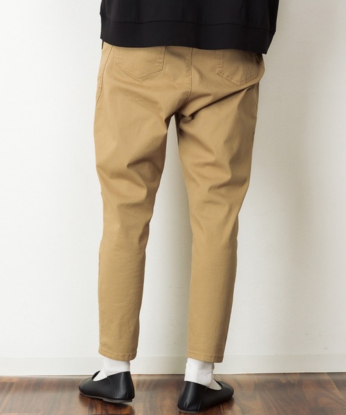 atONE(アットワン)の「atONE 【快適ストレッチ】ウエストゴムルーズテーパードパンツ(その他パンツ・レディース・ベージュ/カーキ/ブラック/ネイビー/ブルー・M/3L/LL/4L/L)」の14枚目の写真