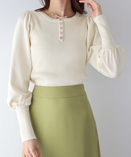 BLUEEAST（ブルーイースト）の「ボリュームスリーブ2WAYリブニット（ニット/セーター・レディース・パープル/ブラック/ブルー/オフホワイト・MEDIUM）」の5枚目の写真