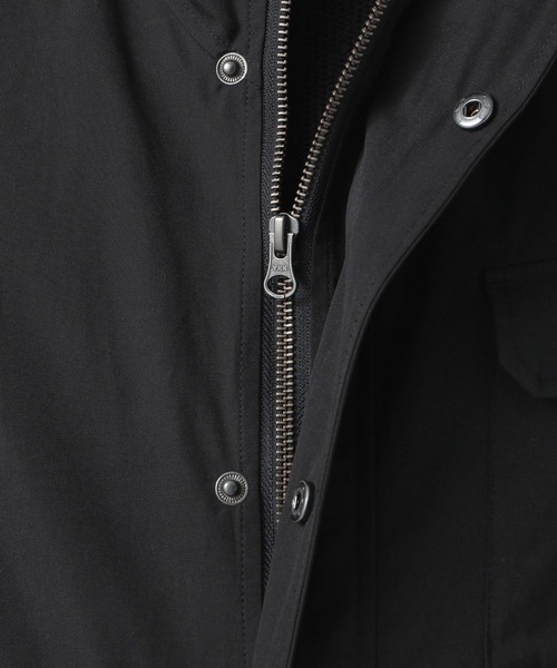 BAYFLOW(ベイフロー)の「レトロカラーマウンテンパーカー(マウンテンパーカー・メンズ・ブラック/レッド・MEDIUM/LARGE)」の19枚目の写真