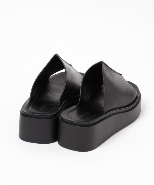 LEPSIM(レプシィム)の「ゼロカルアツゾコサンダル 177078(サンダル・レディース・ホワイト×ブラック/ブラック×ブラック/ベージュ系その他・MEDIUM/LARGE)」の14枚目の写真