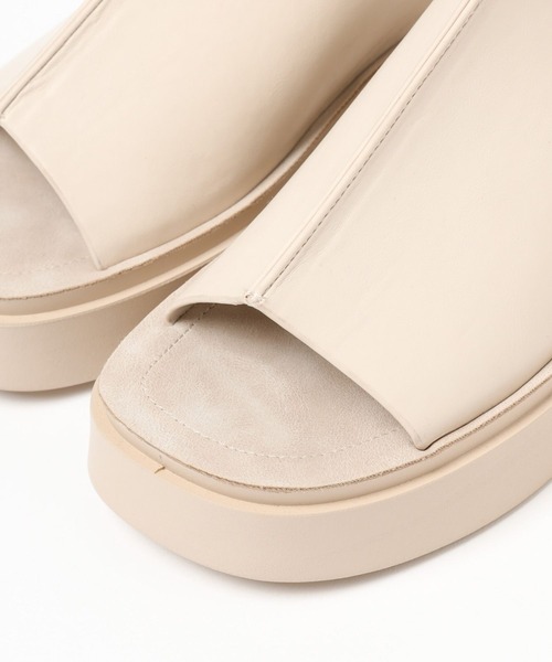 LEPSIM(レプシィム)の「ゼロカルアツゾコサンダル 177078(サンダル・レディース・ホワイト×ブラック/ブラック×ブラック/ベージュ系その他・MEDIUM/LARGE)」の19枚目の写真