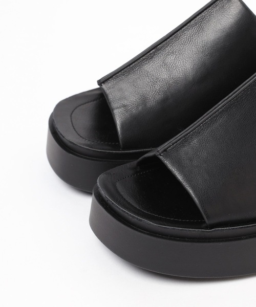 LEPSIM(レプシィム)の「ゼロカルアツゾコサンダル 177078(サンダル・レディース・ホワイト×ブラック/ブラック×ブラック/ベージュ系その他・MEDIUM/LARGE)」の21枚目の写真