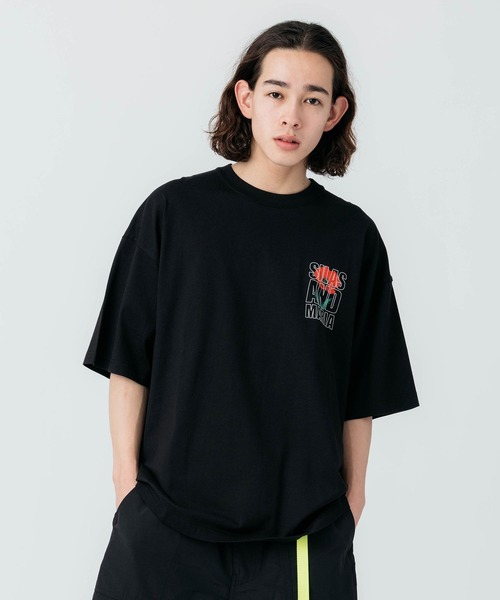 SILAS(サイラス)の「POPPY PRINT WIDE S/S TEE(Tシャツ/カットソー・メンズ・ブラック/ホワイト/ネイビー・M/L/XL)」の15枚目の写真