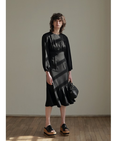 AMAIL（アマイル）の「Millefeuille up sandal（サンダル・レディース・アイボリー/ブラック・S/M/L）」の5枚目の写真