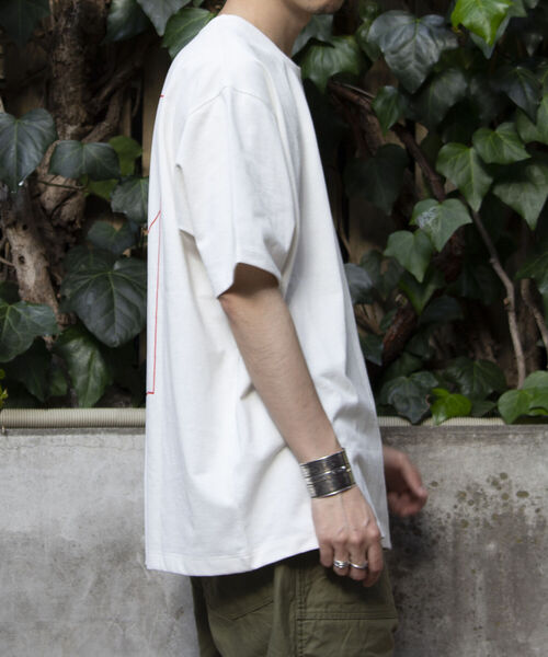 NANGA(ナンガ)の「【NANGA×GLOSTER】別注 バックプリントTシャツ ドロップショルダー/ビッグシルエット(Tシャツ/カットソー・メンズ・ブラック/ホワイト/グリーン・M/L)」の18枚目の写真