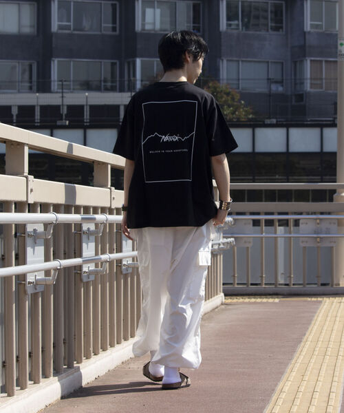 NANGA(ナンガ)の「【NANGA×GLOSTER】別注 バックプリントTシャツ ドロップショルダー/ビッグシルエット(Tシャツ/カットソー・メンズ・ブラック/ホワイト/グリーン・M/L)」の11枚目の写真