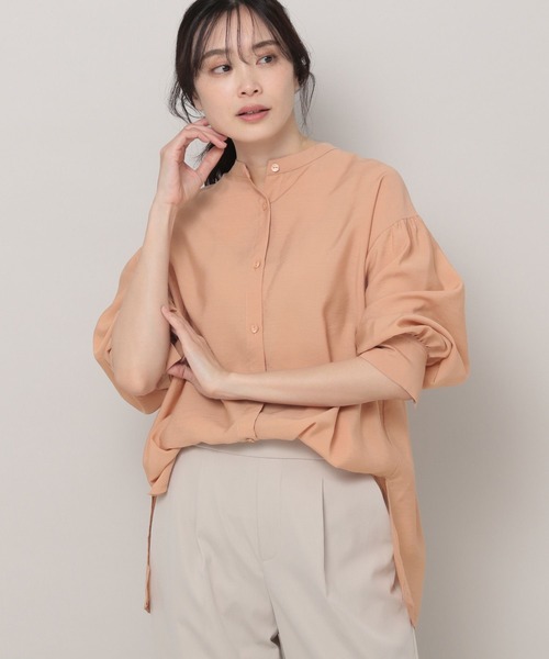 Elura（エルーラ）の「セミシアーバンドカラーシャツ（シャツ/ブラウス・レディース・ライトブルー/ピンク系その他/ベージュ・LARGE/MEDIUM）」の3枚目の写真