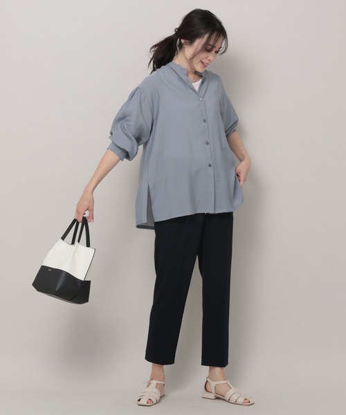 Elura（エルーラ）の「セミシアーバンドカラーシャツ（シャツ/ブラウス・レディース・ライトブルー/ピンク系その他/ベージュ・LARGE/MEDIUM）」の4枚目の写真