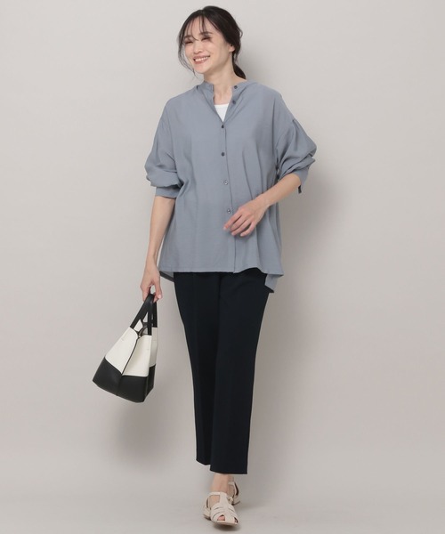 Elura（エルーラ）の「セミシアーバンドカラーシャツ（シャツ/ブラウス・レディース・ライトブルー/ピンク系その他/ベージュ・LARGE/MEDIUM）」の6枚目の写真