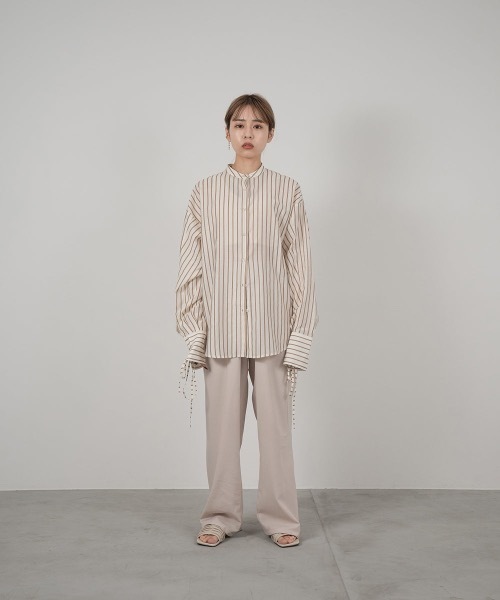 lawgy（ラウジー）の「ribbon cuffs stripe shirt（シャツ/ブラウス・レディース・ベージュ/グリーン/アイボリー・FREE）」の6枚目の写真