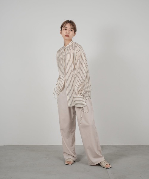 lawgy（ラウジー）の「ribbon cuffs stripe shirt（シャツ/ブラウス・レディース・ベージュ/グリーン/アイボリー・FREE）」の7枚目の写真