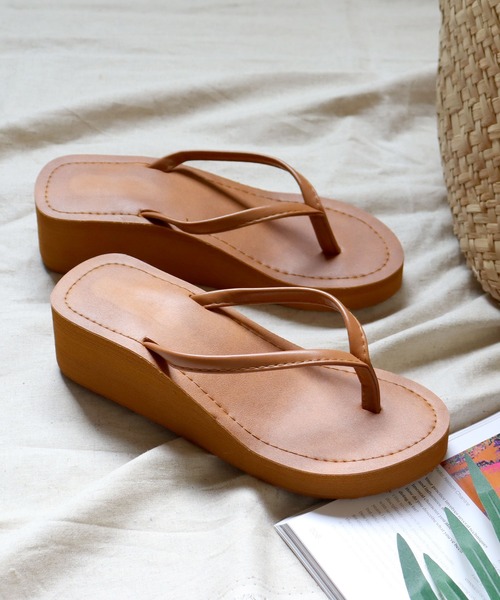 AAA+（サンエープラス）の「AAA+feminine/　厚底ビーチサンダル（サンダル・レディース・ブラウン/ブラック・S/M/L）」の6枚目の写真