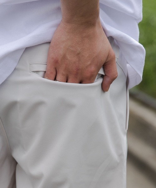 WEGO(ウィゴー)の「WEGO/【セットアップ対応】TECH EASYSHORTS(チノパンツ・メンズ・ブラック/ライトグレー・MEDIUM/LARGE)」の7枚目の写真