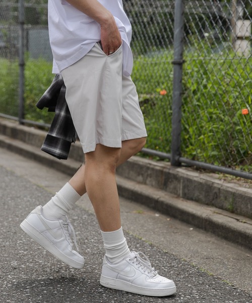 WEGO(ウィゴー)の「WEGO/【セットアップ対応】TECH EASYSHORTS(チノパンツ・メンズ・ブラック/ライトグレー・MEDIUM/LARGE)」の11枚目の写真