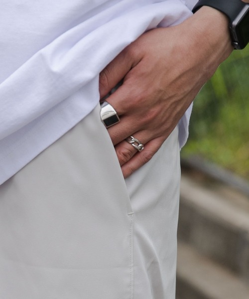 WEGO(ウィゴー)の「WEGO/【セットアップ対応】TECH EASYSHORTS(チノパンツ・メンズ・ブラック/ライトグレー・MEDIUM/LARGE)」の10枚目の写真