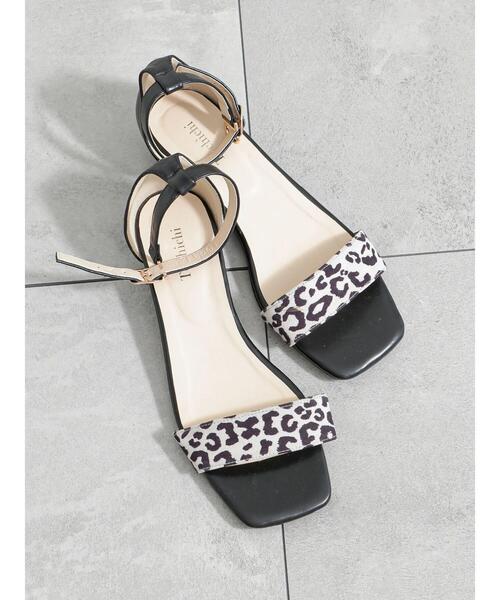 Te chichi（テチチ）の「シンプルバーサンダル（サンダル・レディース・グリーン/オフホワイト/ブラック・38/37）」の4枚目の写真