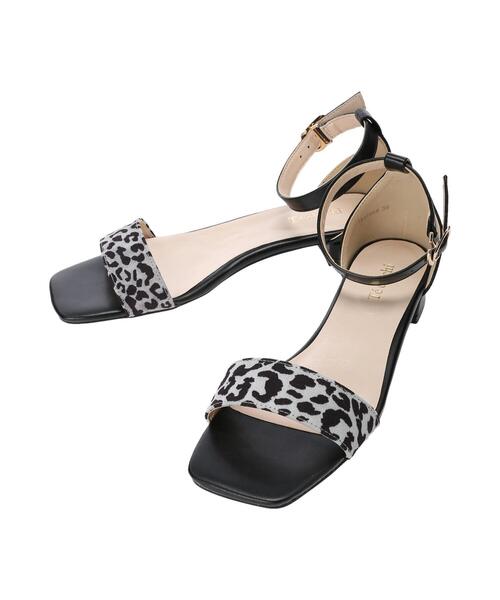 Te chichi（テチチ）の「シンプルバーサンダル（サンダル・レディース・グリーン/オフホワイト/ブラック・38/37）」の8枚目の写真