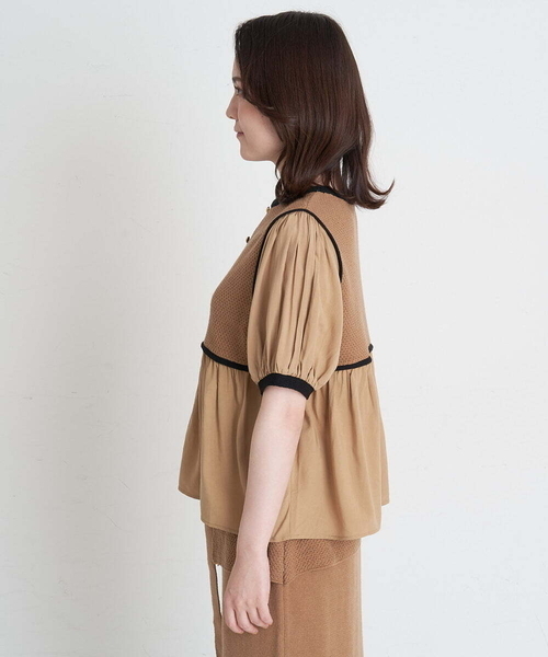 A de a.v.v(アードアー・ヴェ・ヴェ)の「(SETUP対応)ニットボレロドッキングブラウス(ニット/セーター・レディース・ブラック/ベージュ・36/38)」の5枚目の写真