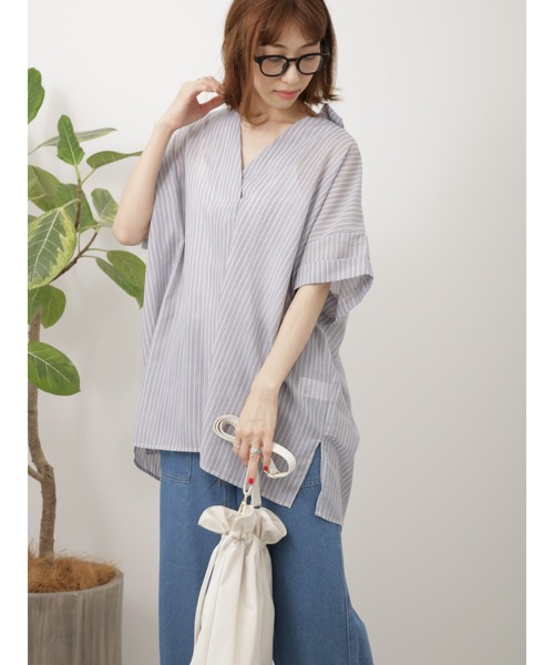 Lugnoncure(ルノンキュール)の「ポリ麻スキッパーシャツ(シャツ/ブラウス・レディース・オフホワイト/チャコールグレー/ピンク/ネイビー・F)」の4枚目の写真