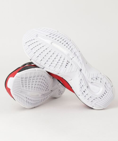 Maison Margiela（メゾンマルジェラ）の「SNEAKERS（サンダル・メンズ・ブラック×レッド・42/40.5）」の5枚目の写真