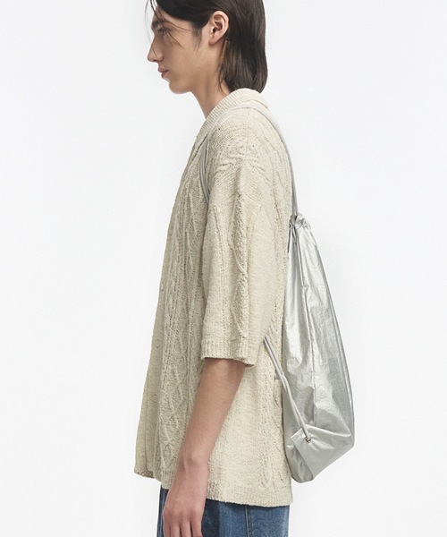 Millo Archive(ミロ アーカイブ)の「【millo 】グロッシー ストリング バッグ / Glossy String Bag(バックパック/リュック・レディース・シルバーグレー/ブラック・FREE)」の3枚目の写真