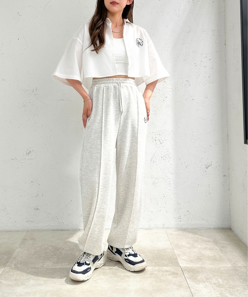 apres jour mignon(アプレジュールミニョン)の「クロップド半袖シャツ【ZOZOTOWN限定アイテム】(シャツ/ブラウス・レディース・ライトブルー/ブラック/ライトイエロー/オフホワイト・フリー/X-LARGE)」の7枚目の写真