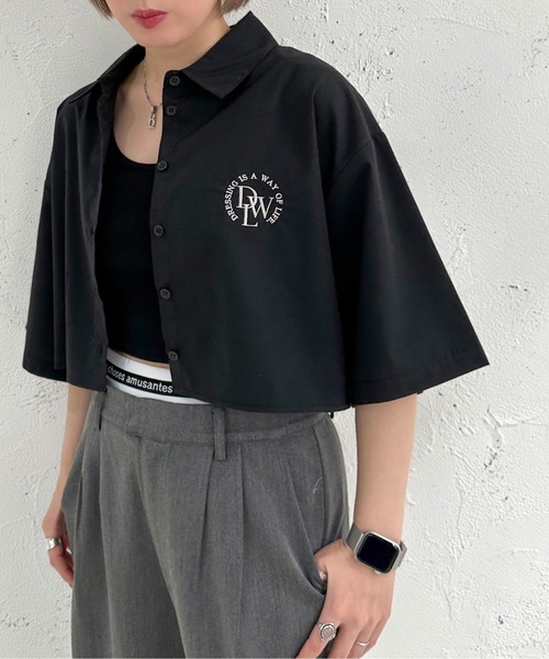 apres jour mignon(アプレジュールミニョン)の「クロップド半袖シャツ【ZOZOTOWN限定アイテム】(シャツ/ブラウス・レディース・ライトブルー/ブラック/ライトイエロー/オフホワイト・フリー/X-LARGE)」の9枚目の写真