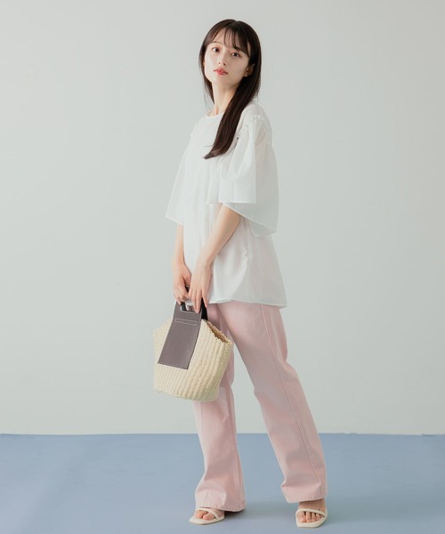 HEYUMM(ヘユム)の「フレアスリーブペプラムブラウス(シャツ/ブラウス・レディース・ブラック/オフホワイト/ベージュ・ONE)」の7枚目の写真