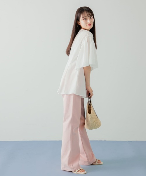 HEYUMM(ヘユム)の「フレアスリーブペプラムブラウス(シャツ/ブラウス・レディース・ブラック/オフホワイト/ベージュ・ONE)」の9枚目の写真