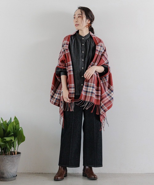 studio CLIP（スタディオクリップ）の「センタープレスデニムパンツ[プチ・プラスサイズあり]（デニムパンツ・レディース・ブラック/アイボリー/インディゴブルー・MEDIUM/ﾌﾘｰ(L)/LARGE/PF）」の6枚目の写真