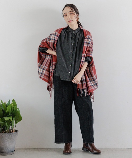 studio CLIP（スタディオクリップ）の「センタープレスデニムパンツ[プチ・プラスサイズあり]（デニムパンツ・レディース・ブラック/アイボリー/インディゴブルー・MEDIUM/ﾌﾘｰ(L)/LARGE/PF）」の7枚目の写真