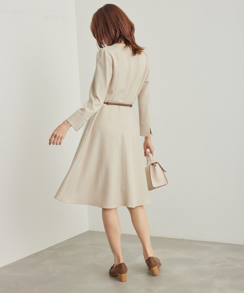 ROPE' PICNIC(ロペピクニック)の「【WEB限定】ラナテック/フィット&フレアワンピース(ワンピース・レディース・ブラック/ベージュ・40/38)」の4枚目の写真