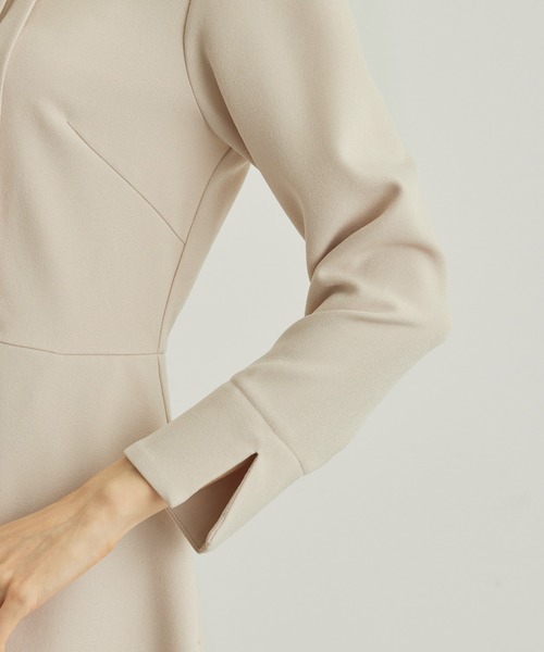 ROPE' PICNIC(ロペピクニック)の「【WEB限定】ラナテック/フィット&フレアワンピース(ワンピース・レディース・ブラック/ベージュ・40/38)」の10枚目の写真