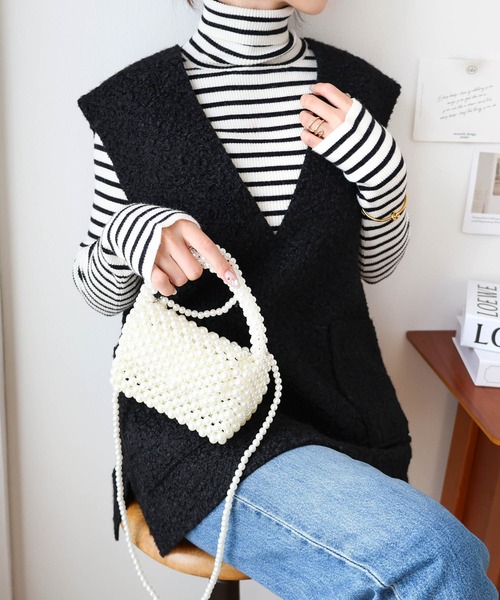 andme(アンドミー)の「フェイクリングウール深Vネックベスト(ベスト・レディース・ブラック/モカ/ライトベージュ・L/M)」の6枚目の写真