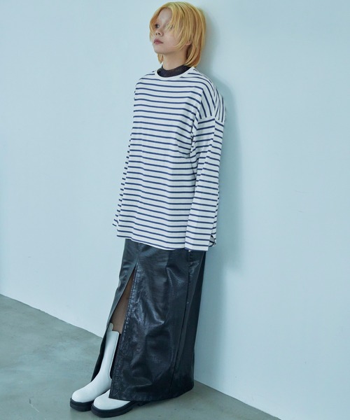 Fashion Letter（ファッションレター）の「オーバーサイズ ボーダー ロングTシャツ（Tシャツ/カットソー・レディース・ブルー/ブラック/ベージュ/レッド/ピンク/グリーン・M）」の14枚目の写真