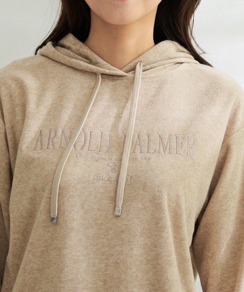 Arnold Palmer(アーノルドパーマー)の「ライト ジャージ メルトン ロゴパーカー(パーカー・レディース・ブラック/アイボリー/ライトベージュ・L/M/S)」の17枚目の写真