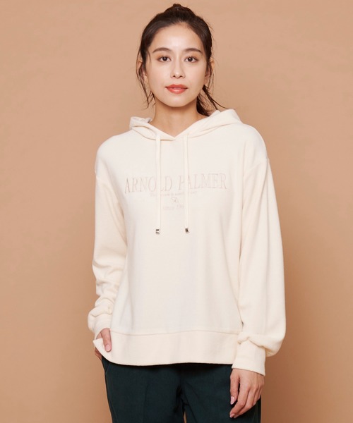 Arnold Palmer(アーノルドパーマー)の「ライト ジャージ メルトン ロゴパーカー(パーカー・レディース・ブラック/アイボリー/ライトベージュ・L/M/S)」の7枚目の写真