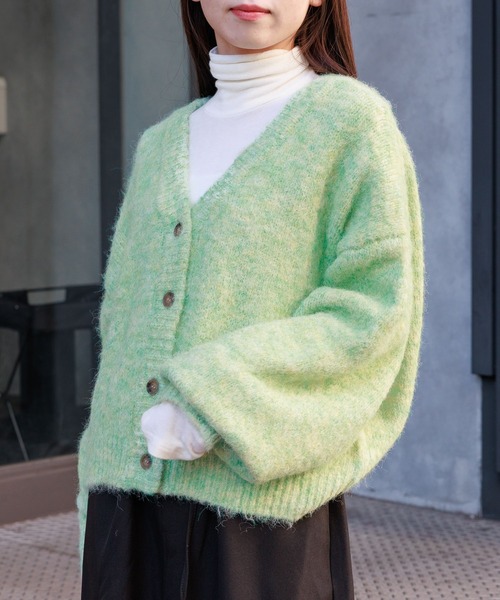 3.3 Field Trip （3.3フィールドトリップ）の「3.3 Field Trip／フワフワVネックカーディガン 2980733（カーディガン/ボレロ・レディース・ブルー/ライトグレー/グリーン・FREE）」の9枚目の写真