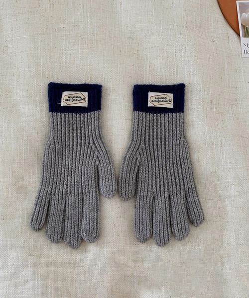 aimoha（アイモハ）の「【aimoha-KIDS-】子供服　リブニットバイカラーグローブ（手袋・キッズ・オフホワイト/グレー/ブルー/チョコ/ピンク系その他/ブラック/グリーン/レッド/ネイビー・FREE）」の4枚目の写真