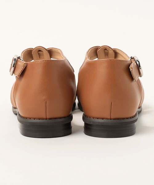 BEAMS HEART(ビームスハート)の「BEAMS HEART / フェイクレザー グルカサンダル(サンダル・レディース・ブラック系その他4/ホワイト系その他5/シルバー/ブラウン・LARGE/MEDIUM/SMALL)」の18枚目の写真