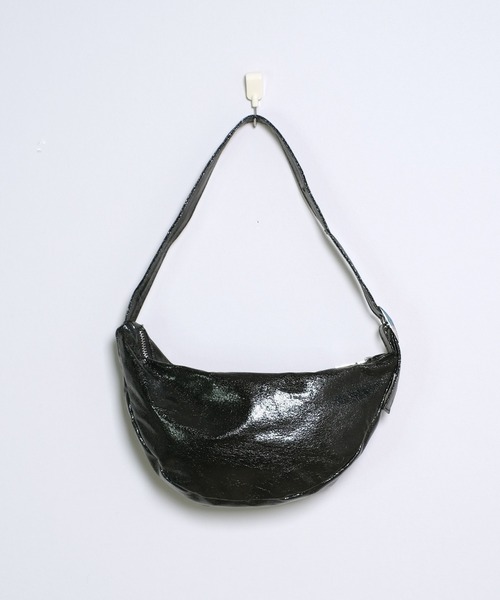 shopnikoniko（ショップニコニコ）の「メタリック ドローコード ハーフムーンバッグ グリッター ラメ ワンハンドル ショルダーバッグ（ハンドバッグ・レディース・シルバー/ブラック・フリー）」の10枚目の写真