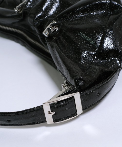 shopnikoniko（ショップニコニコ）の「メタリック ドローコード ハーフムーンバッグ グリッター ラメ ワンハンドル ショルダーバッグ（ハンドバッグ・レディース・シルバー/ブラック・フリー）」の14枚目の写真