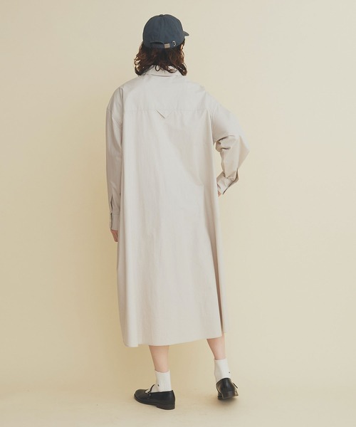 I am I in fact...(アイアムアイインファクト)の「数字刺繍 BIG ONEPIECE(シャツワンピース・レディース・グレイッシュベージュ/パープル・FREE)」の22枚目の写真