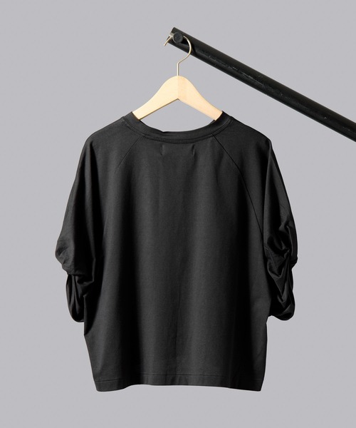 SAYAKADAVIS（サヤカディヴィス）の「【 SAYAKADAVIS / サヤカデイヴィス 】Twisted Sleeve Tee / ツイスト スリーブ Tシャツ（Tシャツ/カットソー・レディース・ブルー/ベージュ/ホワイト/ブラック・SMALL）」の15枚目の写真