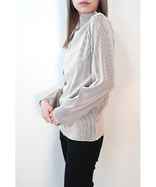 CECIL McBEE（セシルマクビー）の「２WAYプチハイネックメロートップス（Tシャツ/カットソー・レディース・ブラック/ブルー/ライトベージュ・MEDIUM/LARGE）」の7枚目の写真